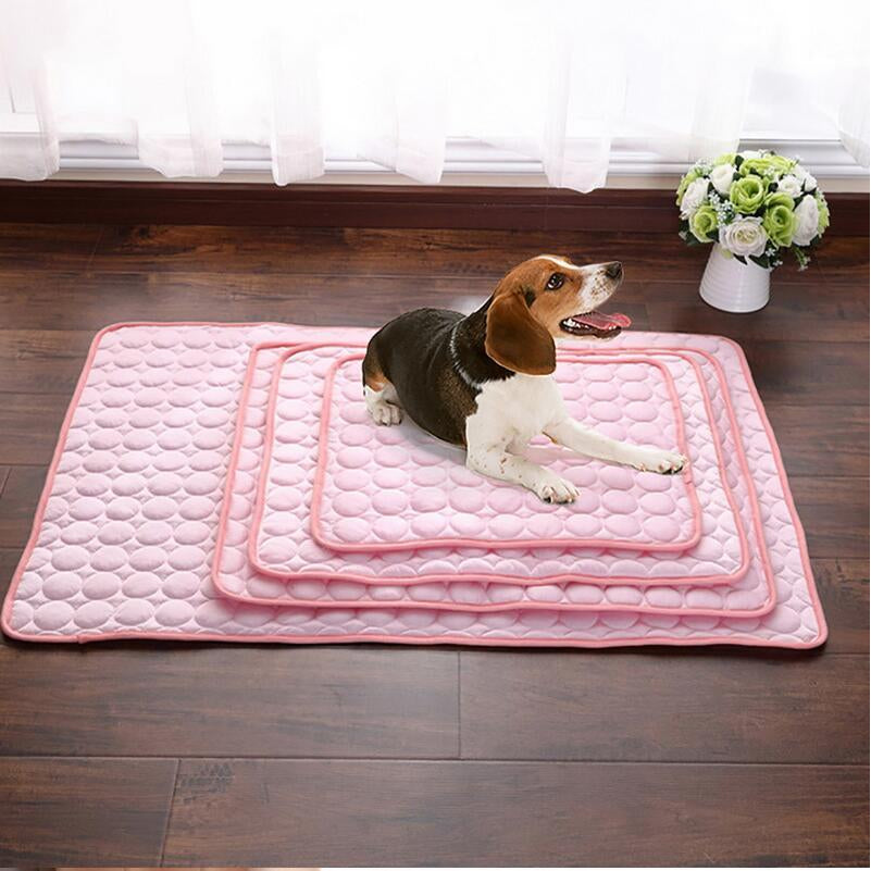 Ultimate Cooling Ice Silk Pet Bed for Dogs and Cats - The Perfect Summer Oasis for Your Furry Friends
